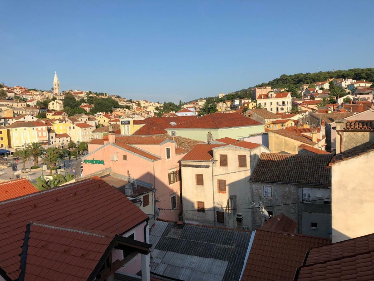 Buga Apartment In Center Of Mali Lošinj Екстериор снимка