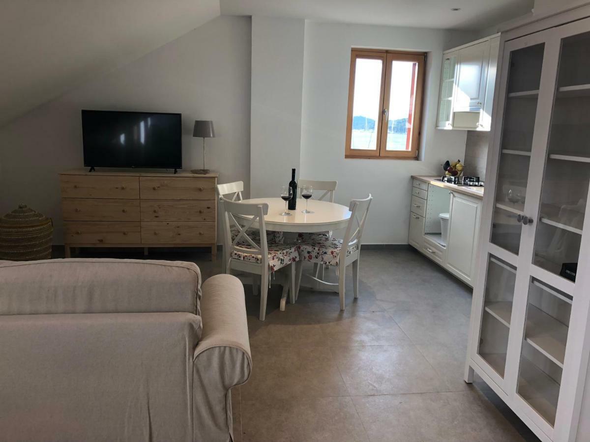 Buga Apartment In Center Of Mali Lošinj Екстериор снимка