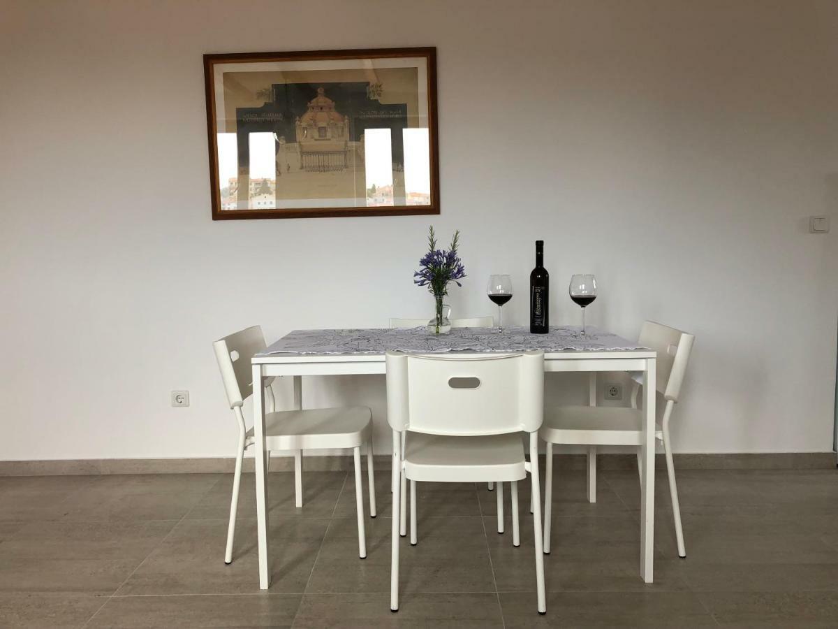 Buga Apartment In Center Of Mali Lošinj Екстериор снимка