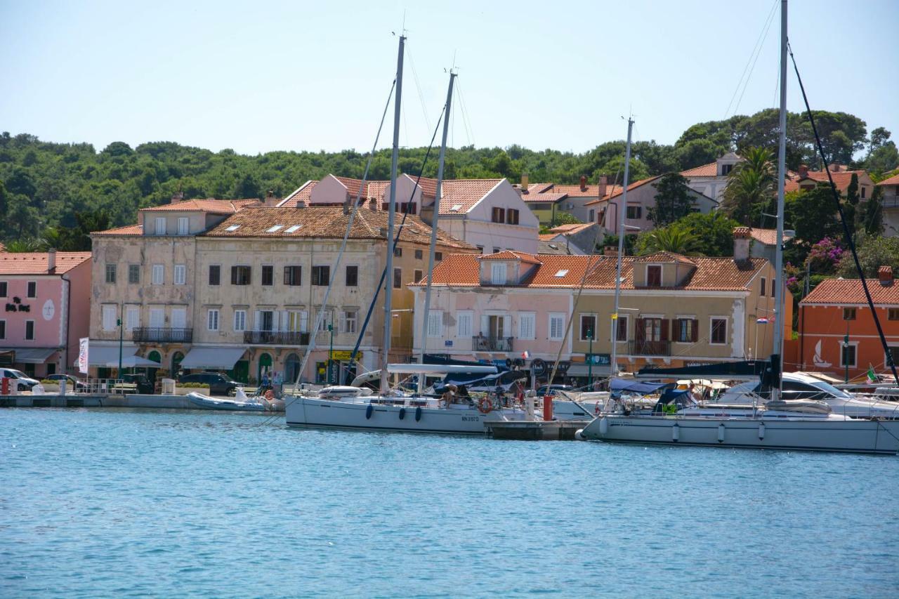 Buga Apartment In Center Of Mali Lošinj Екстериор снимка