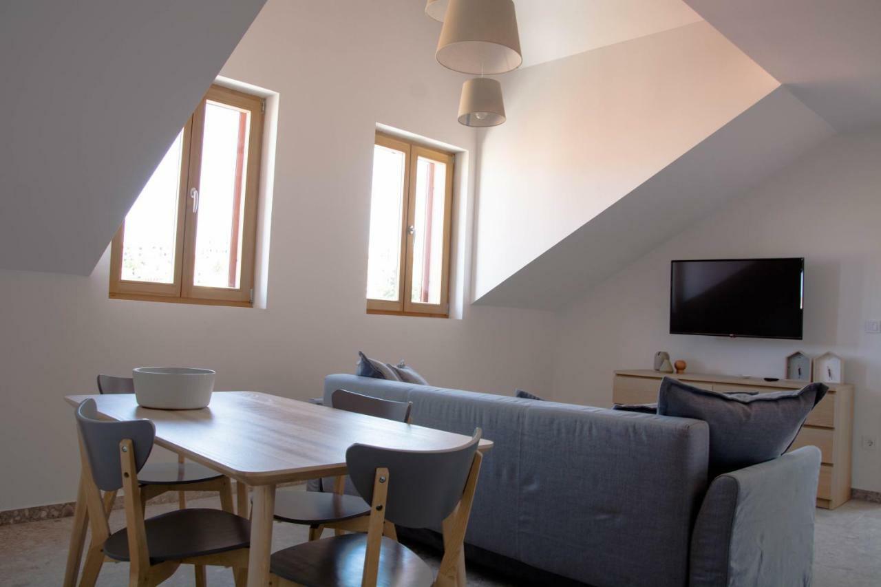 Buga Apartment In Center Of Mali Lošinj Екстериор снимка